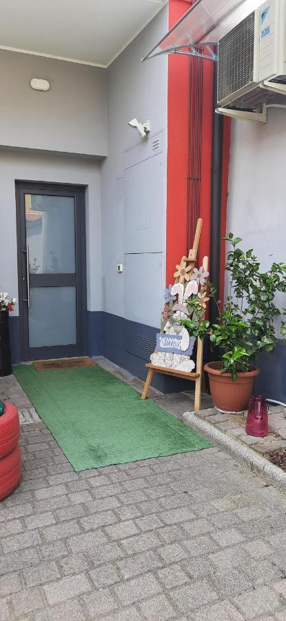 La Casa Di Emma Bed & Breakfast Rozzano Eksteriør bilde