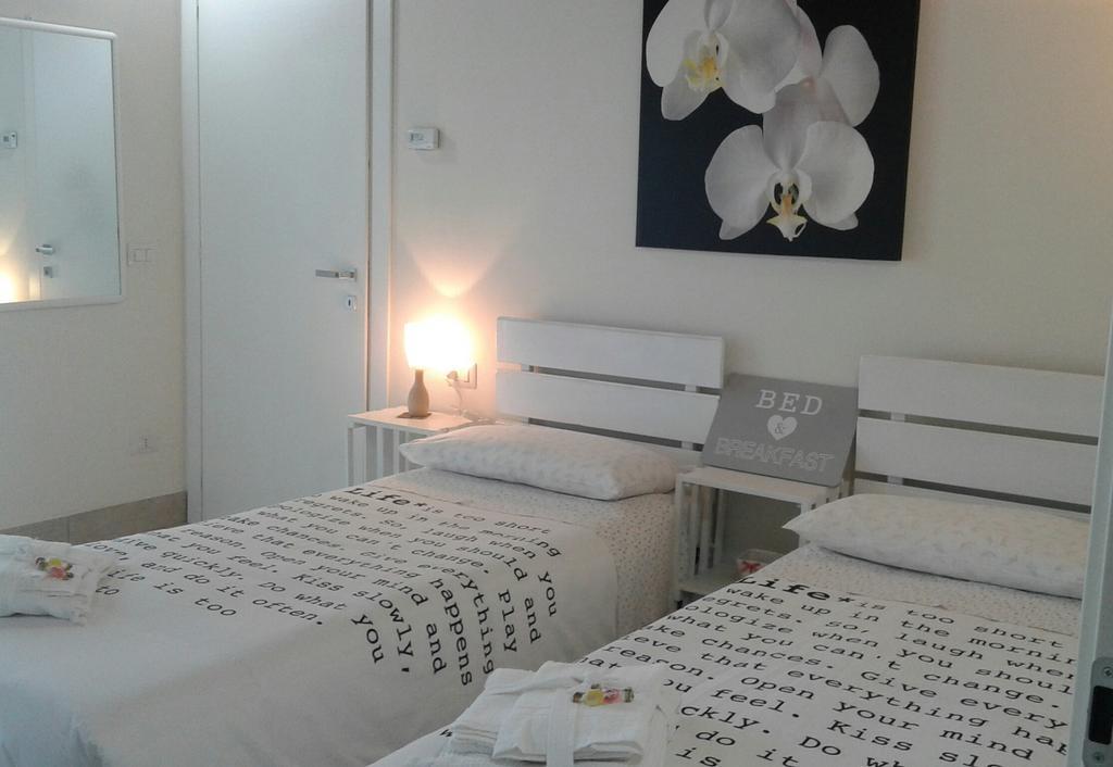 La Casa Di Emma Bed & Breakfast Rozzano Eksteriør bilde